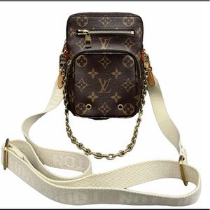 Louis Vuitton Monogram Utility phone sleeve bag